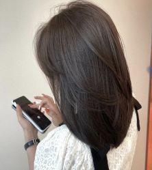-十六番发型师事务所