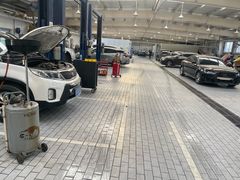 -畅通航行汽车钣金喷漆 无痕修复·局部喷漆