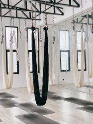 -无界瑜伽普拉提