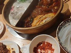 -东道煮牛肉火锅(东盛大街店)