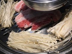 -韩聚屋韩国烤肉餐厅(新北万达店)