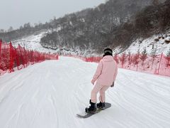 -鳌山滑雪度假区