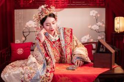 -第一夫人婚纱摄影(南京店)