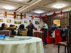 大堂-鑫悦楼煎蟹·16年海鲜大排档
