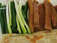 -大鸭梨烤鸭店(金顶街店)