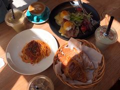 -麦田工坊(月湖店)