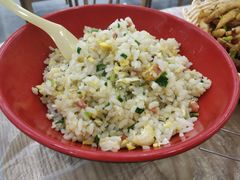 -江城燕子大排档(江汉路步行街店)