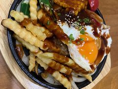 铁板汉堡肉-越日本料理(新地假日广场店)