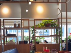 -渝信川菜 · 川味家常菜(财富购物中心店)