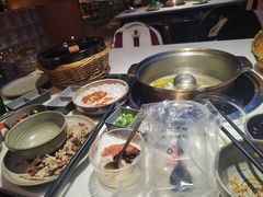 -喃喃椰·糟粕醋·椰子鸡火锅(七堡花园店)