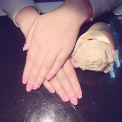 -EMILY艾枚莉美甲美睫·美颜·现磨咖啡