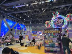 -第五极儿童乐园