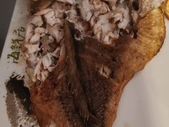 -赶海部落海鲜城(海阳路店)