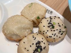 -小杨生煎(白玉兰广场店)