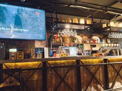 -麦凯伦烧烤·精酿超级工厂店(金桥总店)