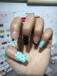 -尤米一站式美甲美睫