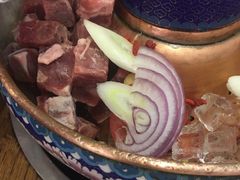 -毛辣果·贵州红酸汤牛肉火锅(西单店)