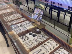 -博士眼镜(沙井京基百纳广场店)