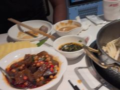 -犇鼎牛潮汕牛肉火锅(新辰里学清路店)
