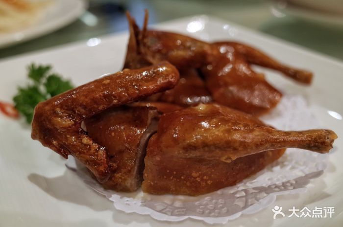 利苑酒家(民安东路店)玻璃脆皮乳鸽图片 - 第1761张