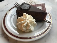 -Cafe Sacher(WIEN)