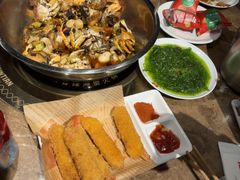 -七欣天香辣蟹火锅(上海银亿滨江店)