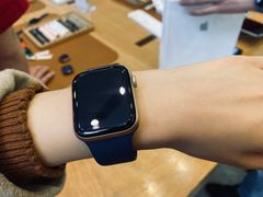 -Apple零售店(华贸购物中心店)