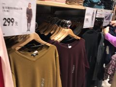 -优衣库(南京建邺万达广场店)