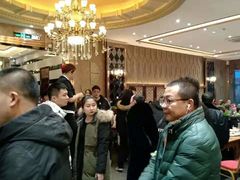 等位区-金刚山烧烤(中山路店)