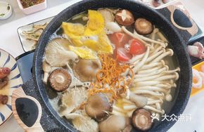 Stewed Chicken with Mountain Delicacies Pot