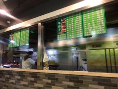 -毛胡子牛羊餐馆(武宁路店)