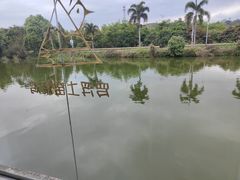 -莲湖山庄