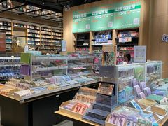 -覔书店(壹方城店)