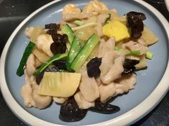 -梅飞酒家(名辉豪庭店)