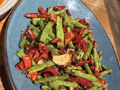 -耶里夏丽·新疆菜·家庭聚场(百联中环购物广场店)