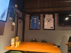 -京狮炙燥·精酿烧烤(首经贸店)