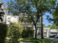 -南京双门楼宾馆(盐仓桥地铁站阅江楼店)