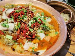 云南杨林酸菜鱼-云海肴云南菜·蒸汽石锅鱼(北京良乡华冠店)