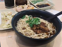-李先生牛肉面大王(北京站售票厅餐厅)