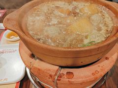 -阿润打边炉·鲜切鸡煲(华漕店)