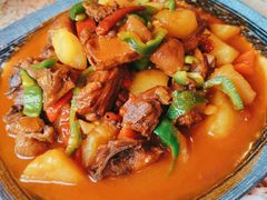 特色的大盘鸡-维吾尔餐厅(宜山路店)