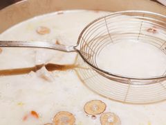 -尚尚仙·酸汤猪手·猪肚鸡火锅(华联万柳购物中心店)