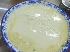 -雪琴面馆富安特色鱼汤面(城中花园店)