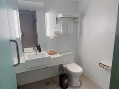-全季酒店(上海火车站天目西路店)
