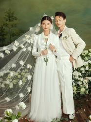 点击看大图 -挪娅婚纱摄影皇家会所