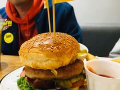 -HELLO 27 意面·沙拉·帕尼尼