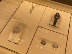 -CHANEL(恒隆广场店)