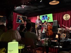 -东岸Cafe 爵士俱乐部