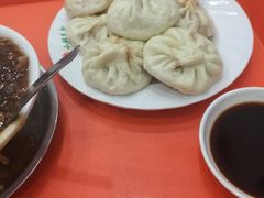 猪肉大葱包子-小胖包子王(庆亚大厦店)