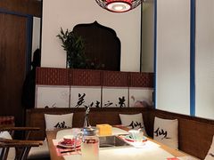 -尚尚仙·酸汤猪手·猪肚鸡火锅(华联万柳购物中心店)